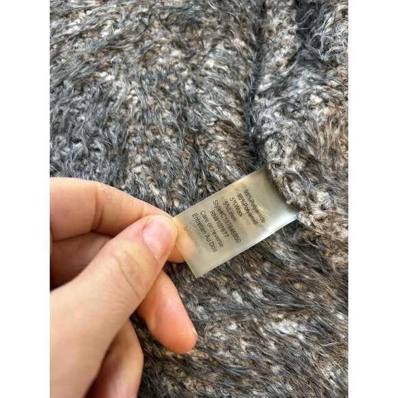 Alice + Olivia Teddy Wrap Cropped Cardigan Sweater Gray - Picture 4 of 10